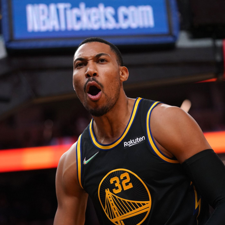 库里迎来十二赛季出色发挥，尤文图斯观众热烈欢呼！引发球迷热议的简单介绍九游游戏官网